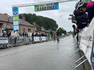 Winst voor Stan Craps (Brain Olympia Tienen) in Beker van België U17 Nieuwelingen wielerwedstrijd Grote prijs Tania De Jonge Nederhasselt 2021